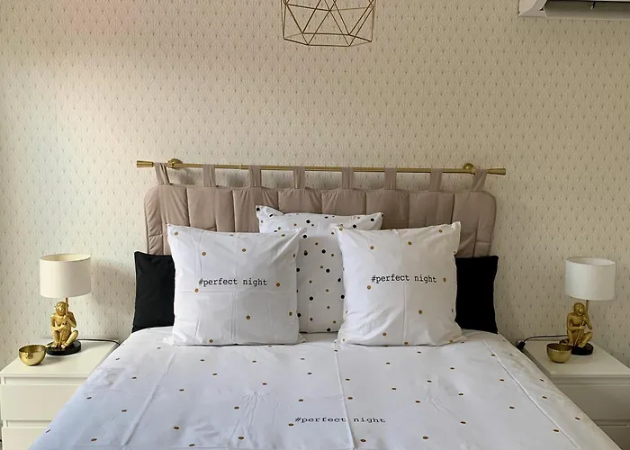 Bed & Breakfast Les Tignoliers 4*